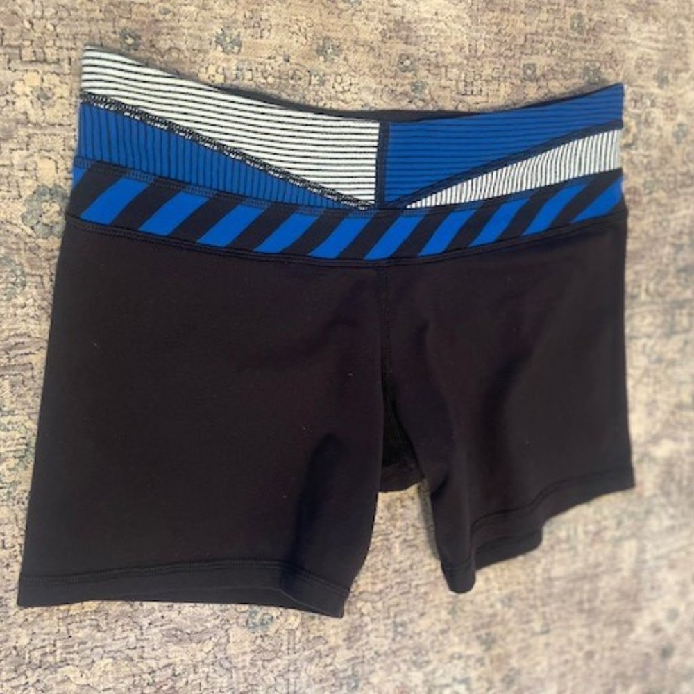 Wunder Train Reversible High-Rise Short 4"